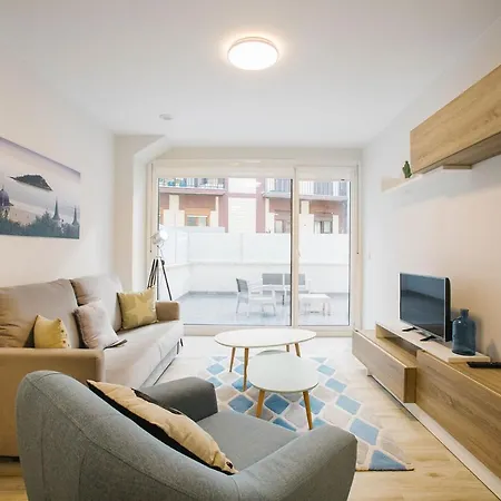 Gloria 3 Y 5 Σαν Σεμπαστιάν