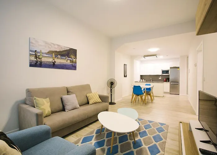 아파트 Gloria 3 Y 5