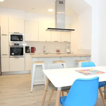 Gloria 3 Y 5 아파트 *